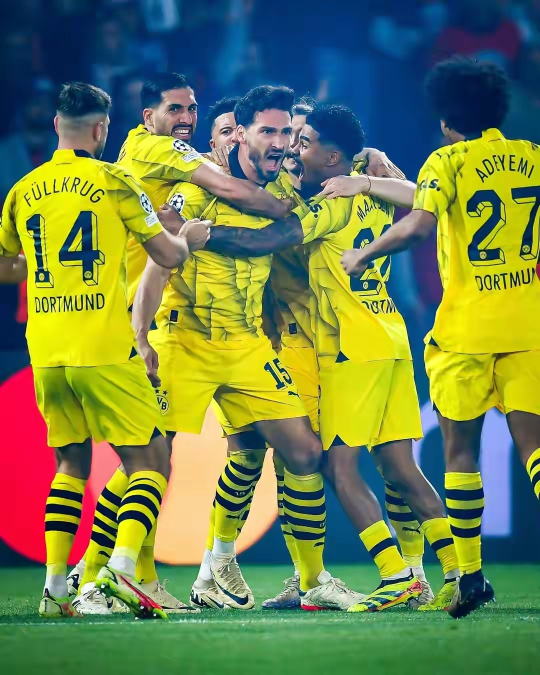 爱游戏官网-姆巴佩意外战胜SKT，重返赛场引爆全场！赢得满堂喝彩(姆巴佩点球视频)